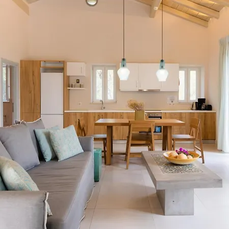 Yaisemi By Posarellivillas Vila *