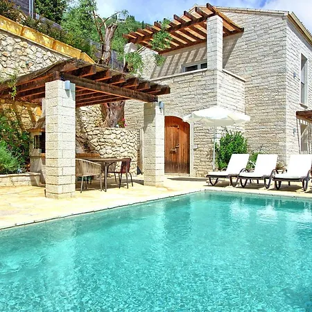 Yaisemi By Posarellivillas Vila Kavalleraina