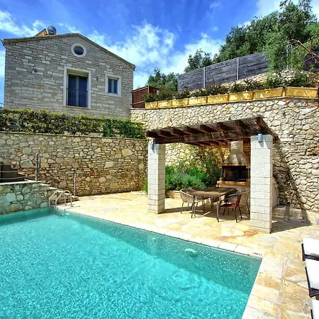 Yaisemi By Posarellivillas Kavalleraina