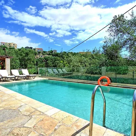 Yaisemi By Posarellivillas Villa