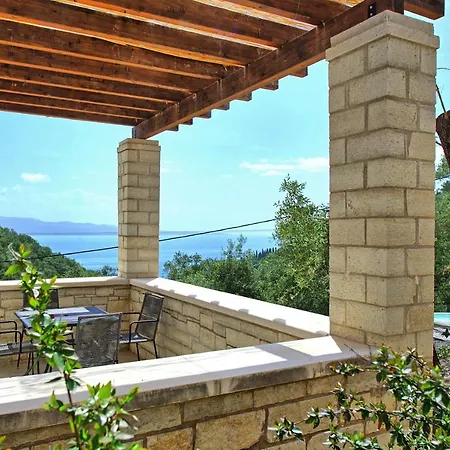 Yaisemi By Posarellivillas