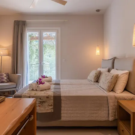 Yaisemi By Posarellivillas